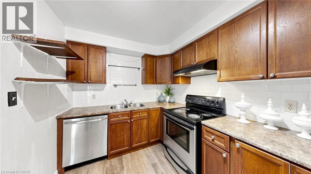 Townhouse for sale at 304 BLUEVALE Street Unit# B, Lincoln Heights, Waterloo, Ontario, photo 15
