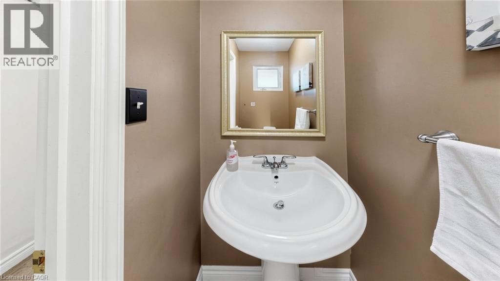 Townhouse for sale at 304 BLUEVALE Street Unit# B, Lincoln Heights, Waterloo, Ontario, photo 19
