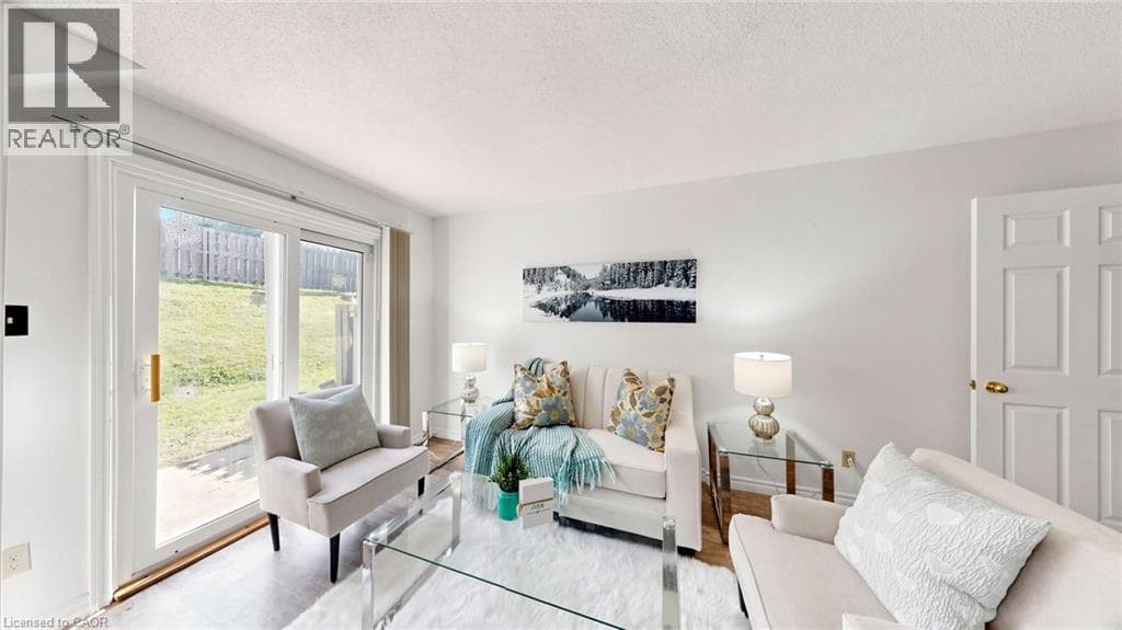 Townhouse for sale at 304 BLUEVALE Street Unit# B, Lincoln Heights, Waterloo, Ontario, photo 6