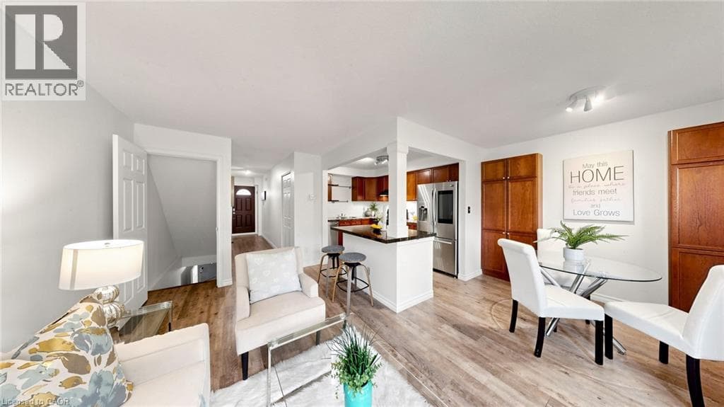 Townhouse for sale at 304 BLUEVALE Street Unit# B, Lincoln Heights, Waterloo, Ontario, photo 8
