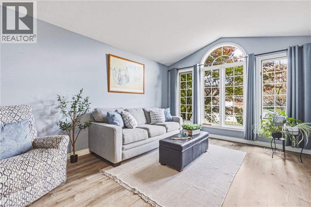 Detached for sale at 116 ATTWOOD Drive, Shades Mills, Cambridge, Ontario, photo 5