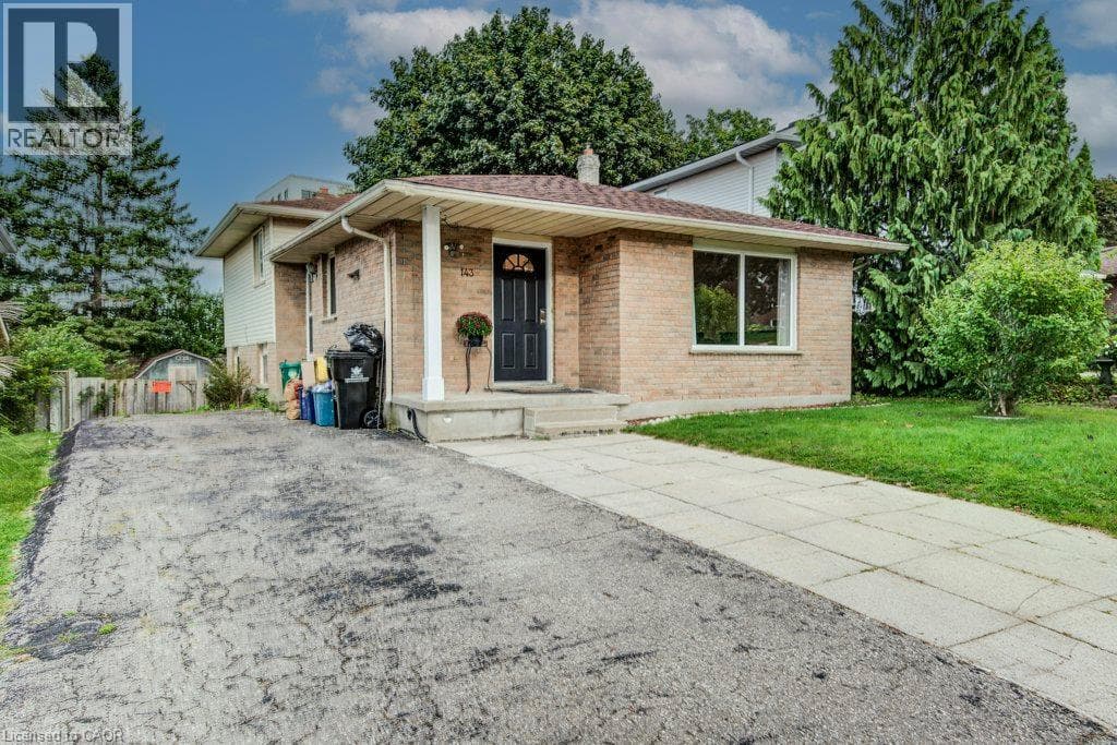 Detached for sale at 143 SUNRISE Place, Grand River North, Kitchener, Ontario, photo 2