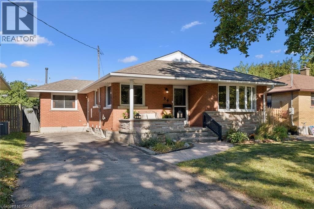 Detached for sale at 54 PINECREST Drive, Stanley Park, Kitchener, Ontario, photo 3