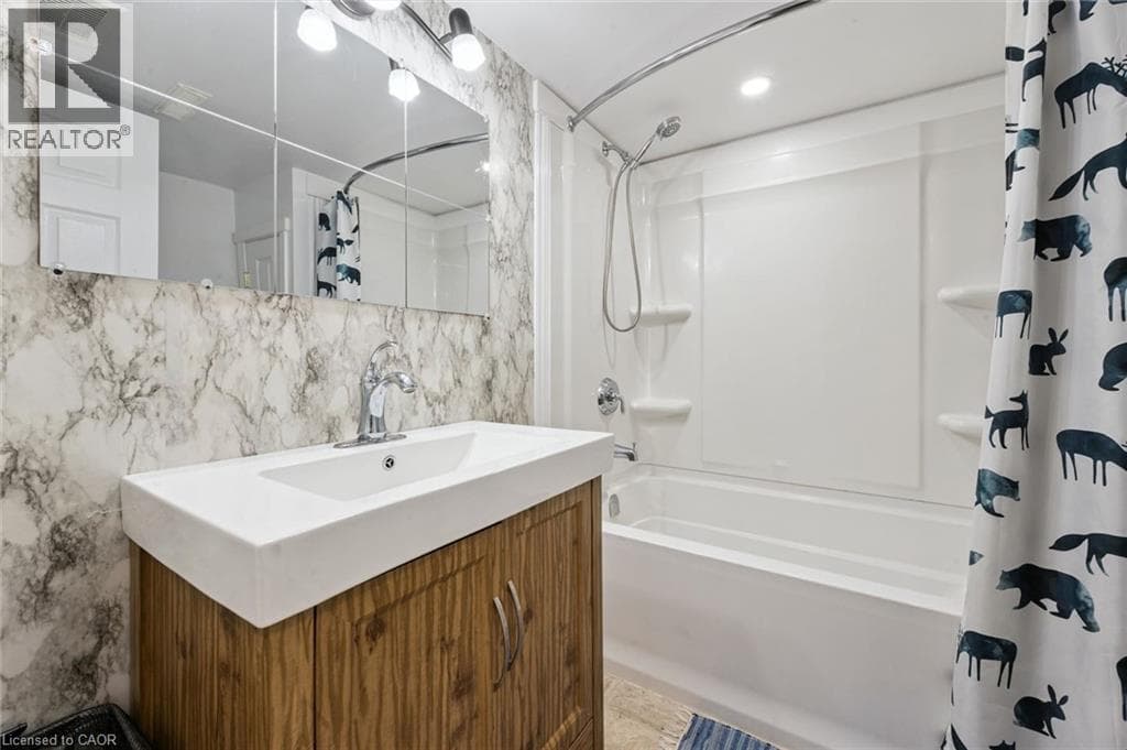 Detached for sale at 54 PINECREST Drive, Stanley Park, Kitchener, Ontario, photo 28