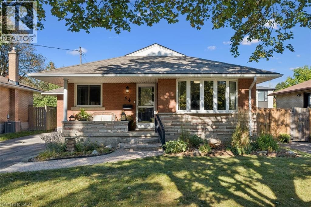 Detached for sale at 54 PINECREST Drive, Stanley Park, Kitchener, Ontario