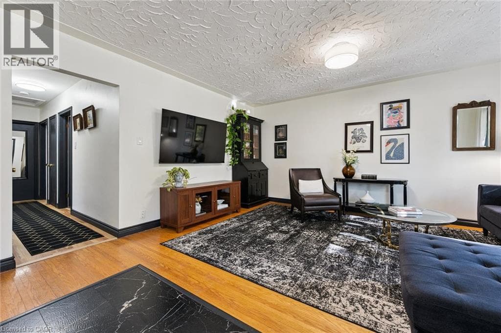 Detached for sale at 54 PINECREST Drive, Stanley Park, Kitchener, Ontario, photo 7
