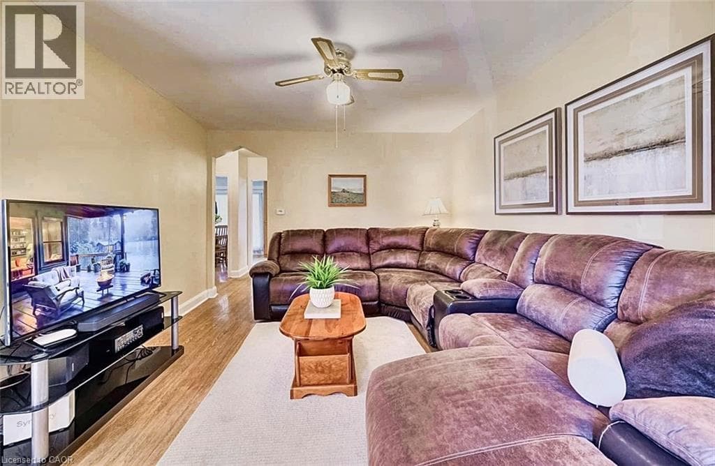 Detached for sale at 208 ARNOLD Street, Northward, Kitchener, Ontario, photo 6