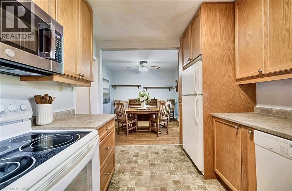 Detached for sale at 208 ARNOLD Street, Northward, Kitchener, Ontario, photo 11