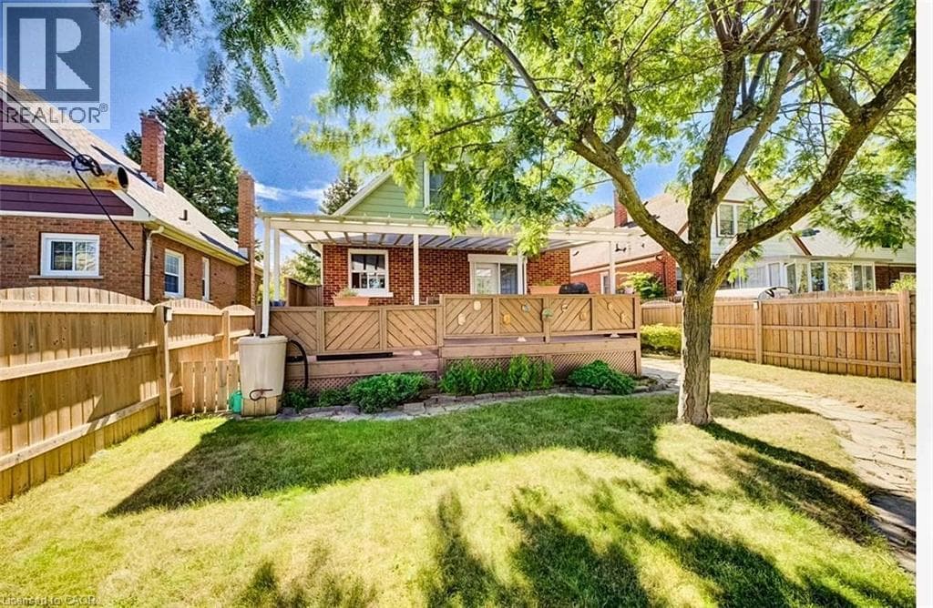 Detached for sale at 208 ARNOLD Street, Northward, Kitchener, Ontario, photo 3