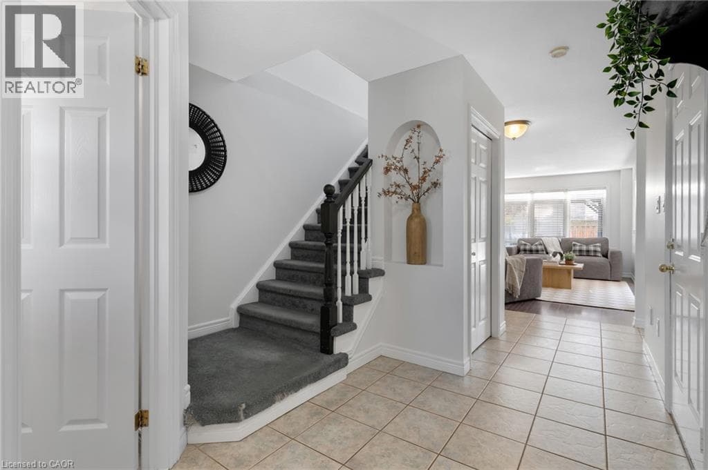 Detached for sale at 168 PATTON Drive, Cooper, Cambridge, Ontario, photo 2