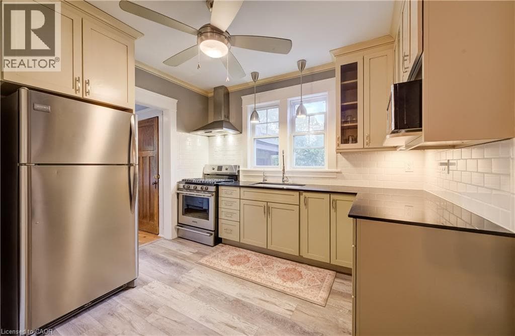 Detached for sale at 90 BROCK Street, Victoria Park, Kitchener, Ontario, photo 15