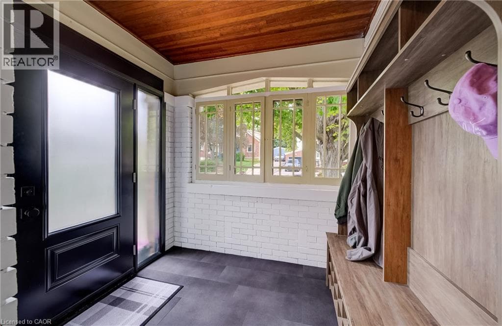 Detached for sale at 90 BROCK Street, Victoria Park, Kitchener, Ontario, photo 5