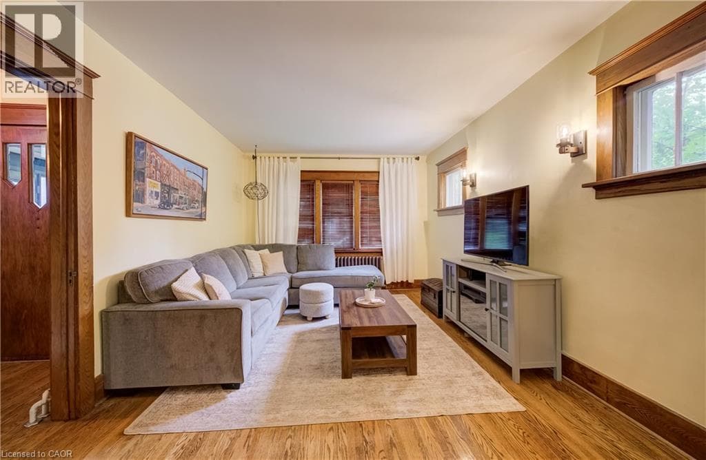 Detached for sale at 90 BROCK Street, Victoria Park, Kitchener, Ontario, photo 9