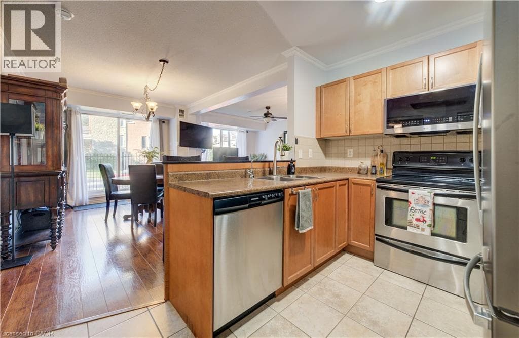 Apartment for sale at 8 HARRIS Street Unit# 118, Downtown Galt, Cambridge, Ontario, photo 5