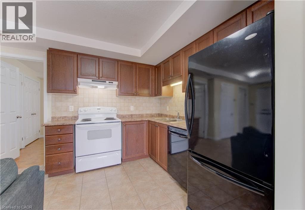 Apartment for sale at 1460 HIGHLAND Road W Unit# 10F, Highland West, Kitchener, Ontario, photo 15