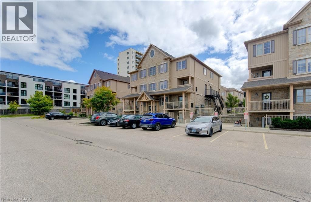 Apartment for sale at 1460 HIGHLAND Road W Unit# 10F, Highland West, Kitchener, Ontario, photo 2