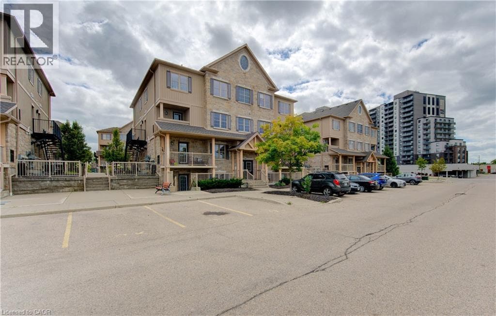 Apartment for sale at 1460 HIGHLAND Road W Unit# 10F, Highland West, Kitchener, Ontario, photo 3