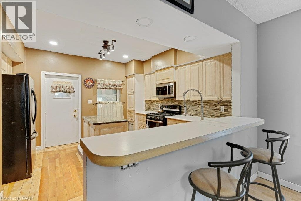 Semi-detached for sale at 456 MARGARET Street, Central Park, Cambridge, Ontario, photo 9