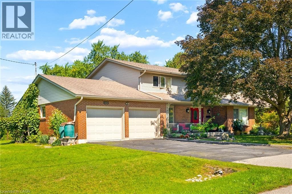 Detached for sale at 142 CARSON Drive, Heritage Park, Kitchener, Ontario, photo 3