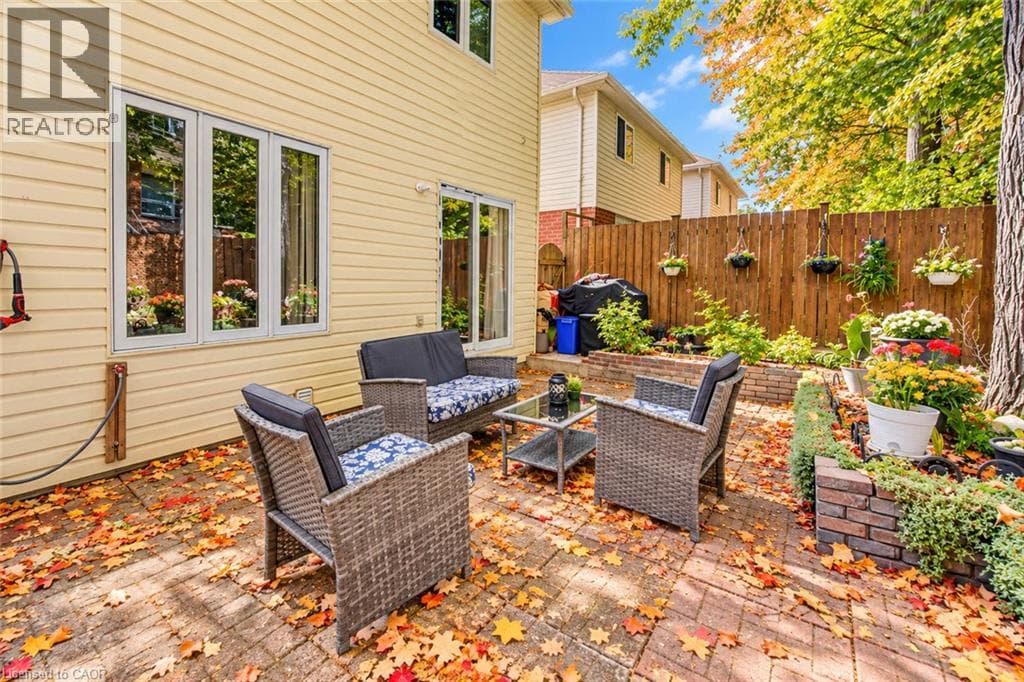 Detached for sale at 327 OPRINGTON Place, Highland West, Kitchener, Ontario, photo 17
