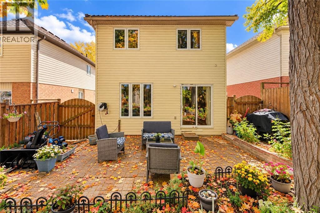 Detached for sale at 327 OPRINGTON Place, Highland West, Kitchener, Ontario, photo 19