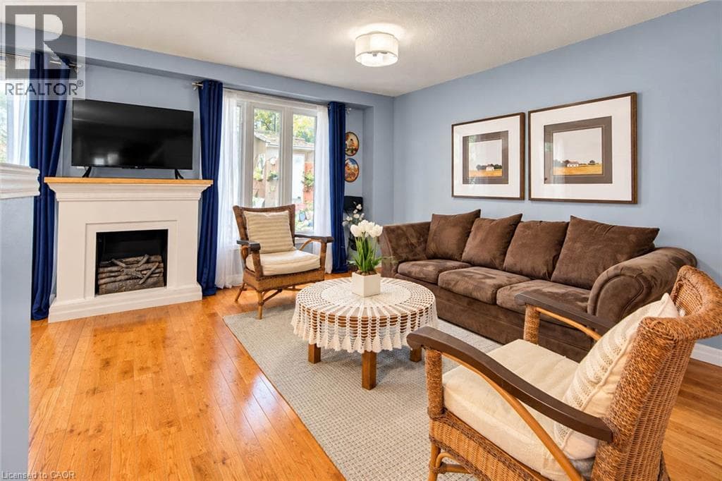 Detached for sale at 327 OPRINGTON Place, Highland West, Kitchener, Ontario, photo 9