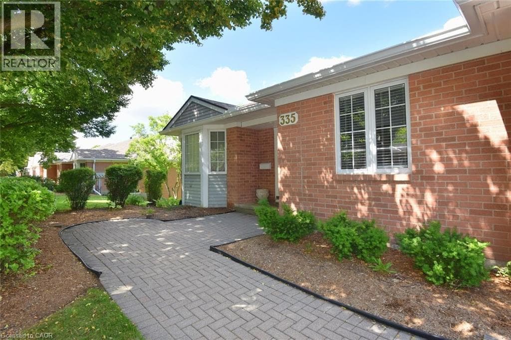 Townhouse for sale at 335 GEORGE Street N Unit# 1, Westview, Cambridge, Ontario, photo 4