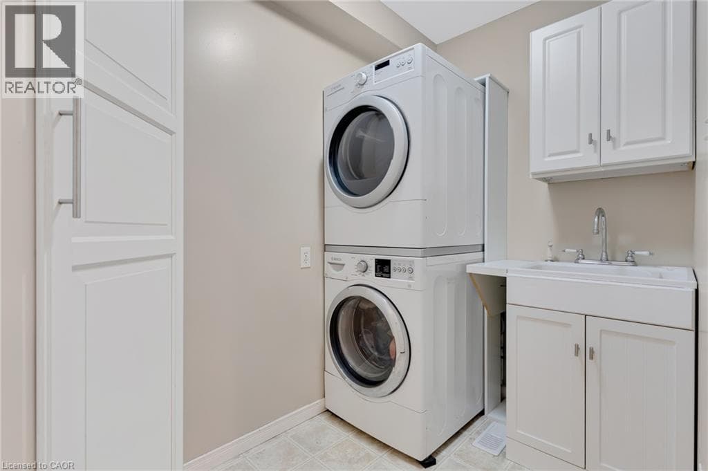Townhouse for sale at 175 DAVID BERGEY Drive Unit# H54, Laurentian West, Kitchener, Ontario, photo 8
