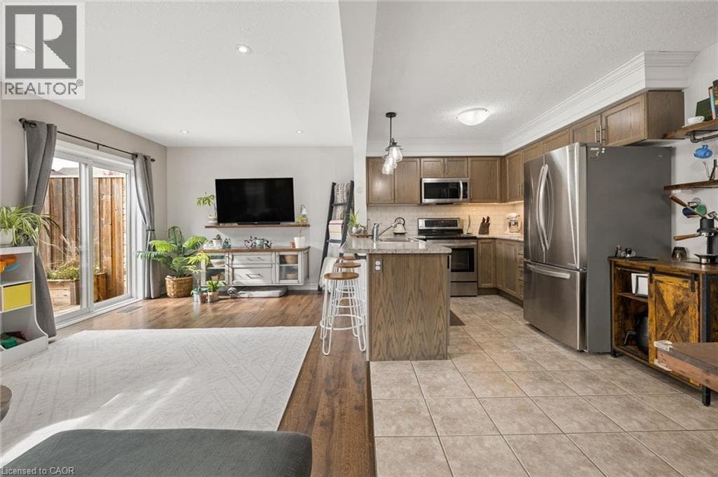 Townhouse for sale at 163 WILLIAM Street, Elmira, Woolwich, Ontario, photo 10