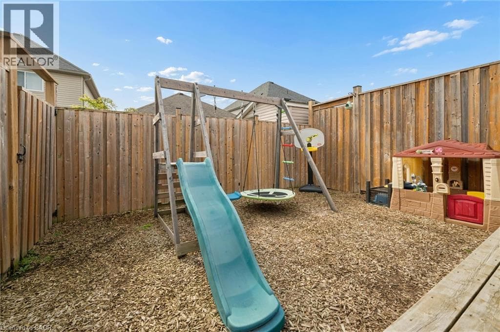 Townhouse for sale at 163 WILLIAM Street, Elmira, Woolwich, Ontario, photo 32