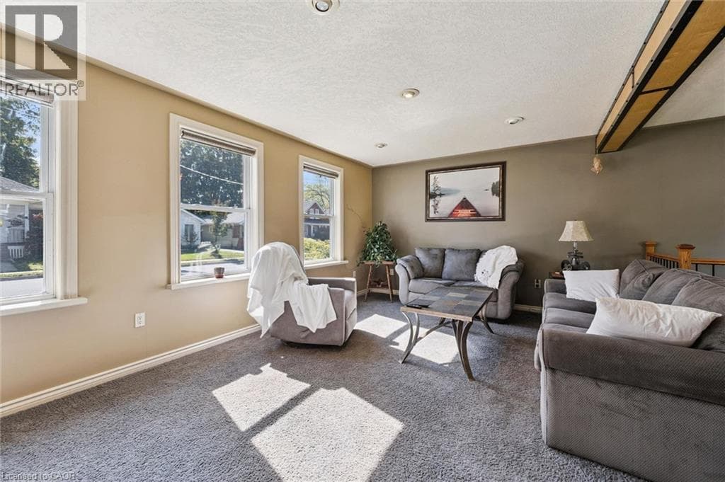 Detached for sale at 74 SELKIRK Street, St Andrews Hills, Cambridge, Ontario, photo 12