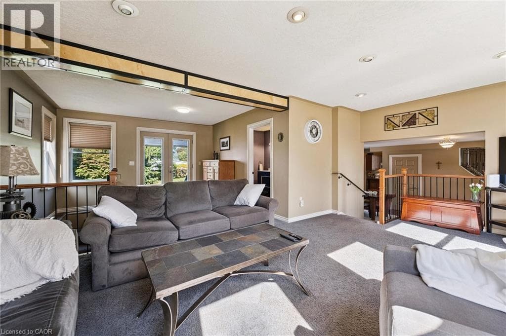 Detached for sale at 74 SELKIRK Street, St Andrews Hills, Cambridge, Ontario, photo 13