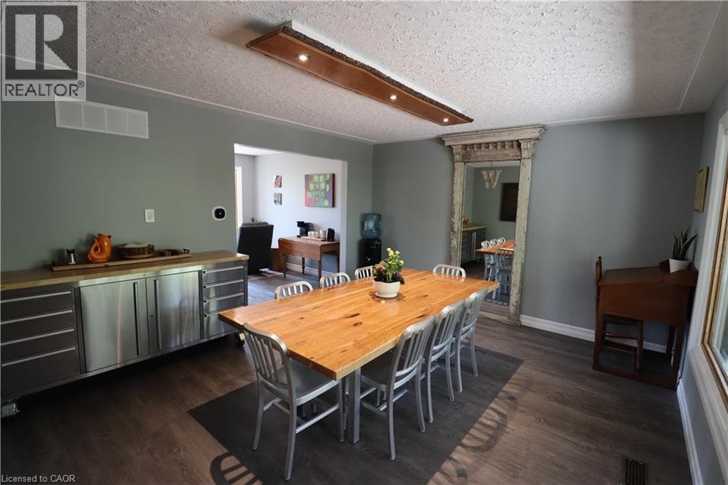 Detached for sale at 1814 NAFZIGER Road, New Hamburg, Wilmot, Ontario, photo 6