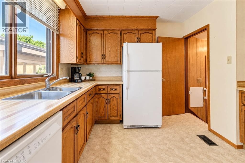 Detached for sale at 243 EDWIN Street, Fairfield, Kitchener, Ontario, photo 19