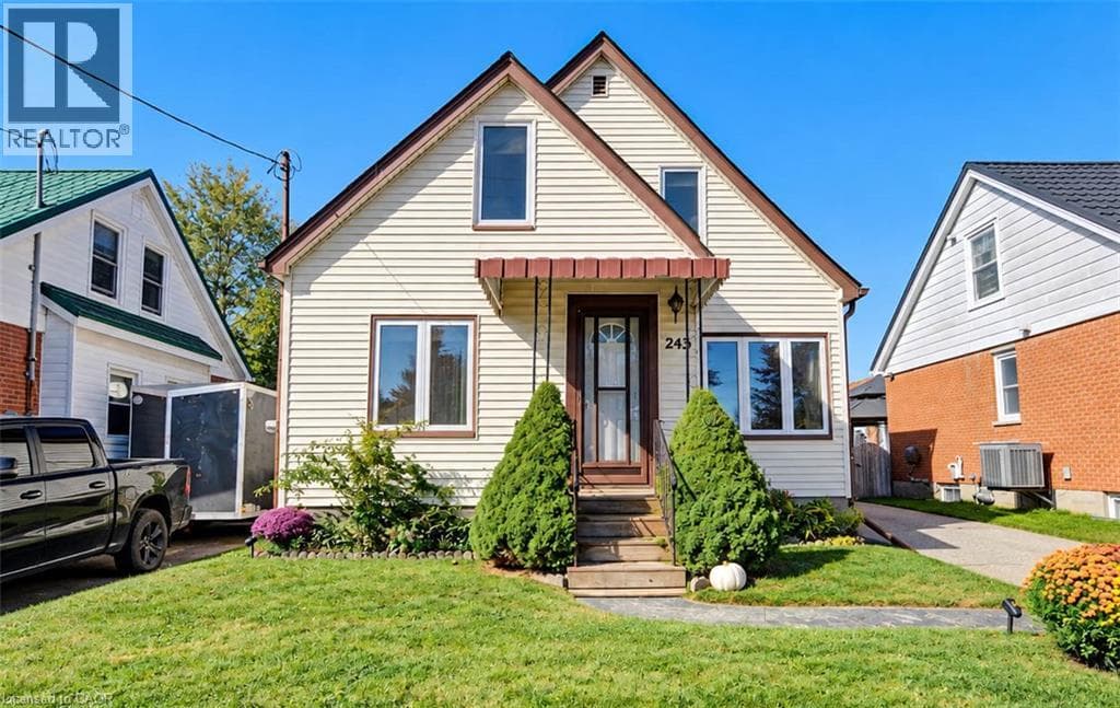 Detached for sale at 243 EDWIN Street, Fairfield, Kitchener, Ontario, photo 3