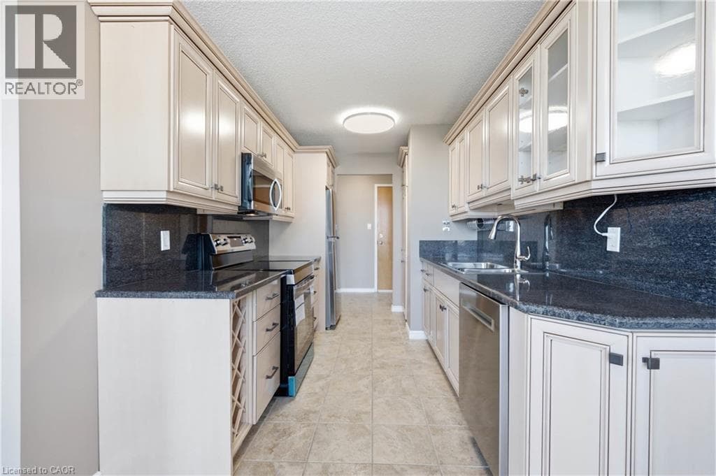 Apartment for sale at 55 BLUE SPRINGS Drive Unit# 611, Lincoln Heights, Waterloo, Ontario, photo 10
