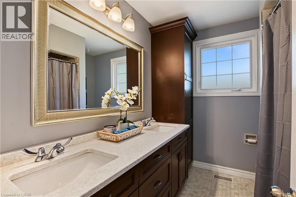 Detached for sale at 111 MACGREGOR Crescent, Lincoln Heights, Waterloo, Ontario, photo 21
