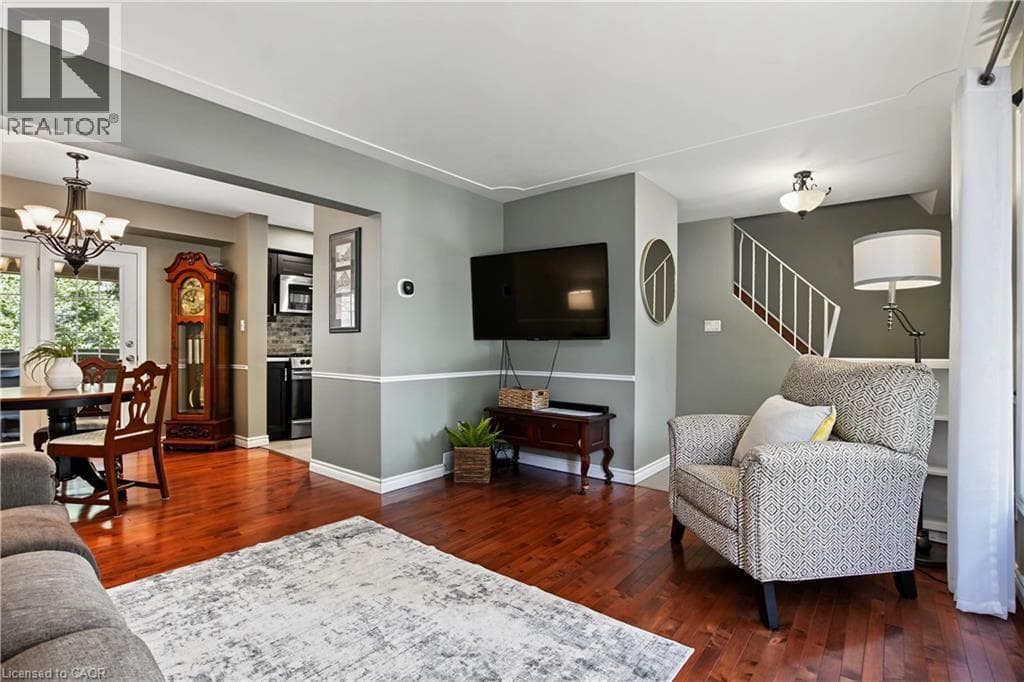 Detached for sale at 111 MACGREGOR Crescent, Lincoln Heights, Waterloo, Ontario, photo 4