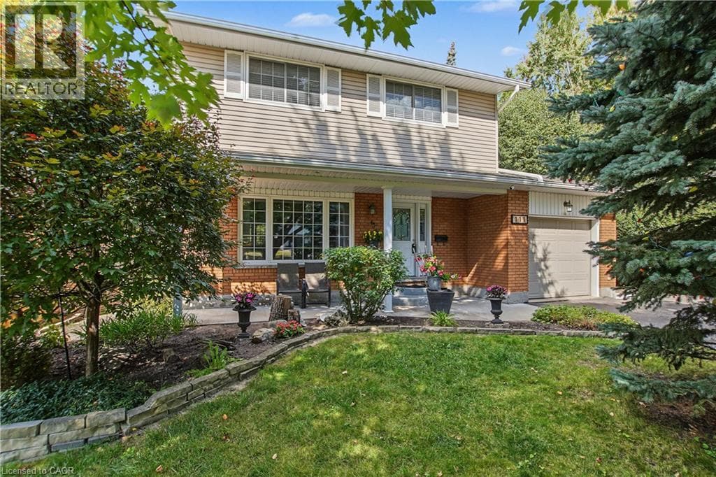 Detached for sale at 111 MACGREGOR Crescent, Lincoln Heights, Waterloo, Ontario, photo 2