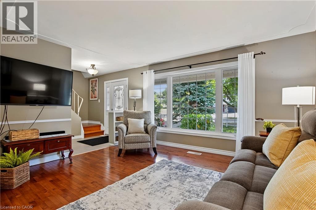 Detached for sale at 111 MACGREGOR Crescent, Lincoln Heights, Waterloo, Ontario, photo 5