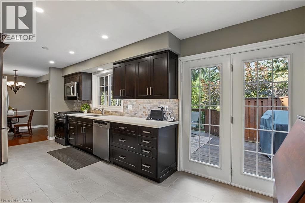 Detached for sale at 111 MACGREGOR Crescent, Lincoln Heights, Waterloo, Ontario, photo 8