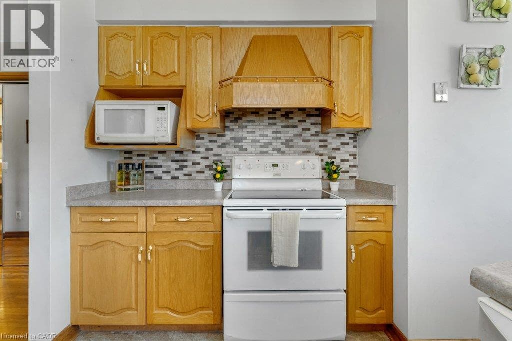 Detached for sale at 222 THUNDERBIRD Drive, Elgin Park, Cambridge, Ontario, photo 13