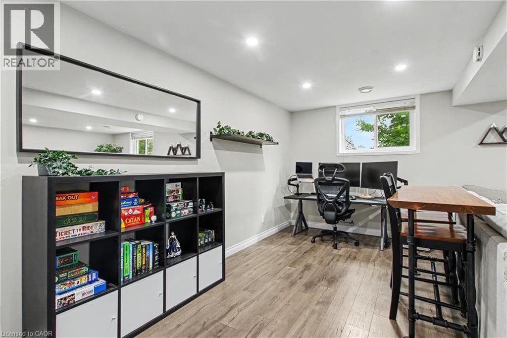 Semi-detached for sale at 484 REDFOX Road Unit# B, Foxhunt, Waterloo, Ontario, photo 4