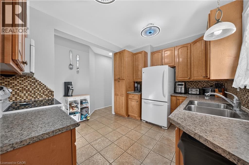 Detached for sale at 26 BECHTEL Street, Centennial, Cambridge, Ontario, photo 13