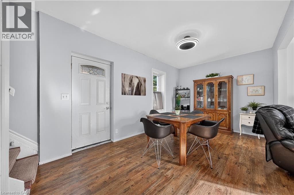 Detached for sale at 26 BECHTEL Street, Centennial, Cambridge, Ontario, photo 5