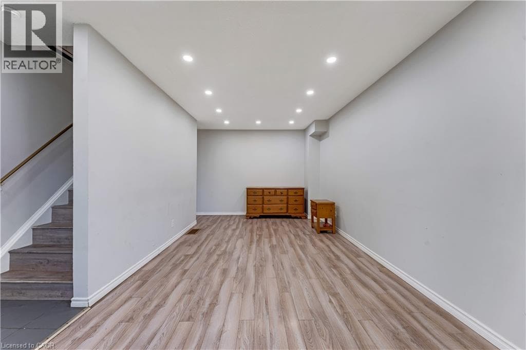 Townhouse for sale at 513 QUIET Place Unit# 3, Lakeshore South, Waterloo, Ontario, photo 4