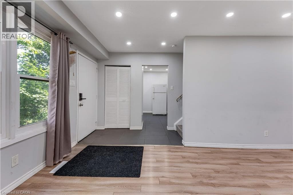 Townhouse for sale at 513 QUIET Place Unit# 3, Lakeshore South, Waterloo, Ontario, photo 6