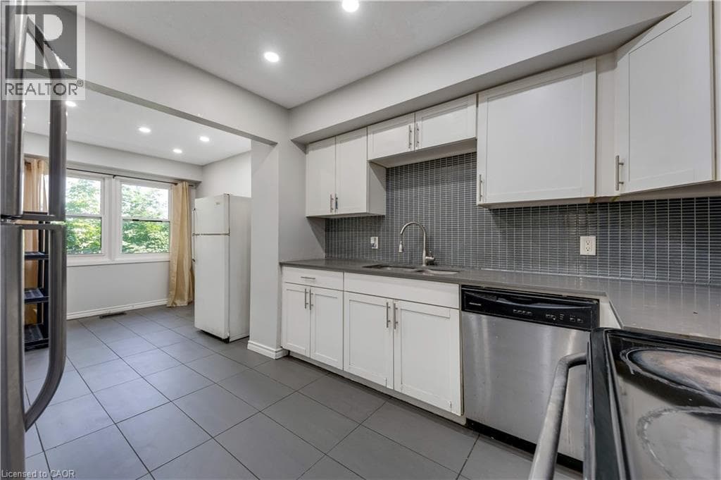 Townhouse for sale at 513 QUIET Place Unit# 3, Lakeshore South, Waterloo, Ontario, photo 7