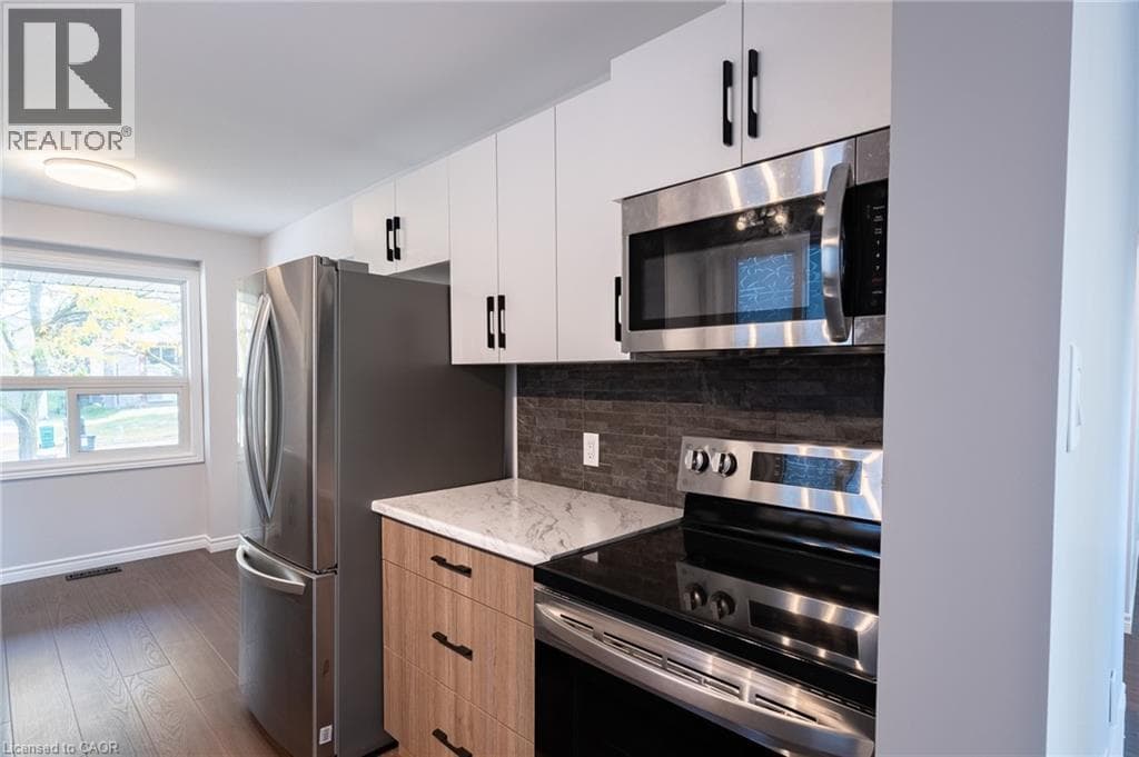 Semi-detached for sale at 537B BARWICK Crescent, Wissler Old Abbey, Waterloo, Ontario, photo 10