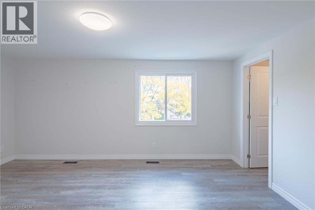 Semi-detached for sale at 537B BARWICK Crescent, Wissler Old Abbey, Waterloo, Ontario, photo 31